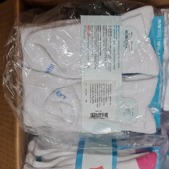 Hanes Kids Girls Crew Socks 6-Pack - Picture 5 of 7